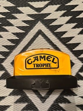 Camel Cigarette Metal Carrying Case Vintage Tobacco Memorabilia